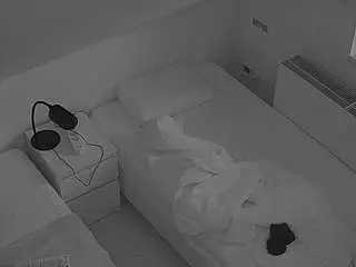 Camsoda Adult Video Chat of voyeurcam-julmodels-bed-7