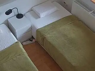 Camsoda Private Sex Chat of voyeurcam-julmodels-bed-7