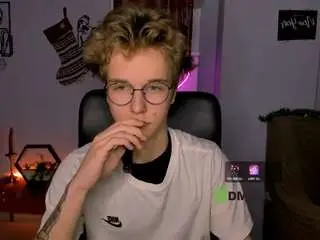 Camsoda Adult Webcams of leon-lie