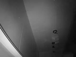 Camsoda Free Porn Cam of voyeurcam-casa-salsa-bathroom-10