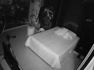 Camsoda Sex Chat of voyeurcam-casa-salsa-disturbed