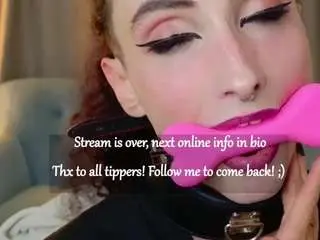 queenxofxtease from camsoda