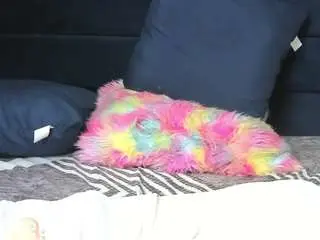 Camsoda Nude Webcam of kloe-squirts