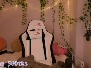 Camsoda Nude Webcam of vi-jasen