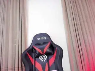 Camsoda Nude Webcam of aleja-hill