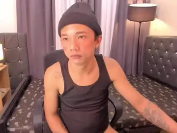 Chaturbate Live Sex Cam of sean_beatcum_22