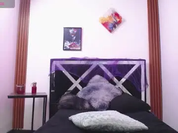 sarai_petite_ from chaturbate