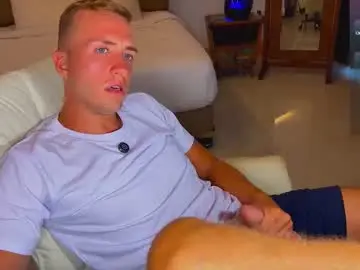 Chaturbate Live Sex Cam of tommy_cumfinger