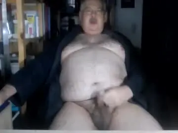 Chaturbate Live Sex Cam of busibaer666