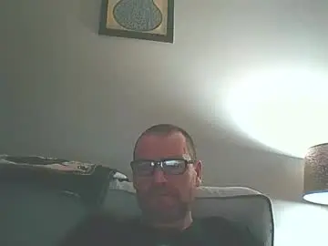 Chaturbate Live Sex Cam of cumplay70