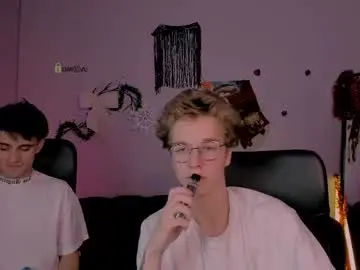 Chaturbate Adult Webcams of jason_dotori