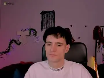 Chaturbate Live Sex Cam of jason_dotori