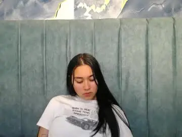 adaira31 from chaturbate