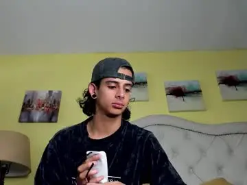 Chaturbate Live Porn of andyxibrat