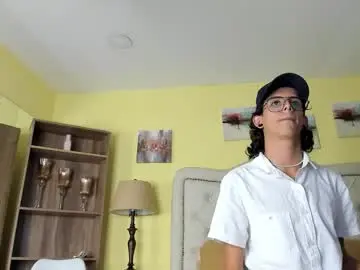 Chaturbate Free Porn Cam of andyxibrat