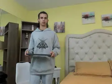 Chaturbate Watch Live Sex Cams of andyxibrat