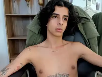 Chaturbate Sex Cam of andyxibrat