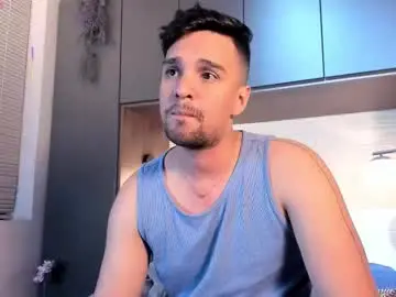 Chaturbate Live Sex Cam of edward_maxx