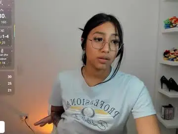 Chaturbate Live Sex Cam of kyy_isa