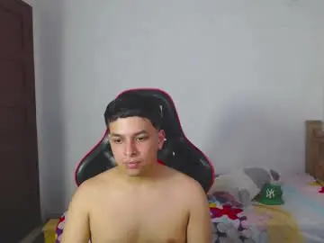 Chaturbate Live Porn of paul_crewe