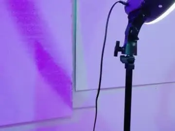 Chaturbate Best Webcam of tinycurlqueen