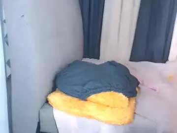 wildhot_pauleen4uxxx from chaturbate