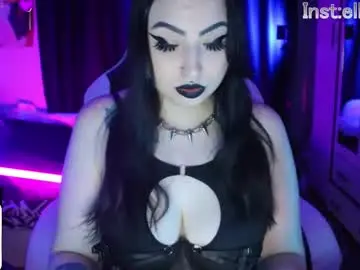 Chaturbate Live Sex Cam of razor_claw