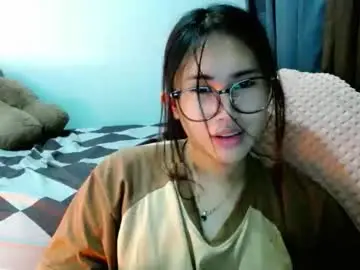 Chaturbate Nude Webcam of yuriyumixx_xoxo
