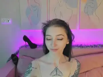 Chaturbate Nude Webcam of ellen_hops