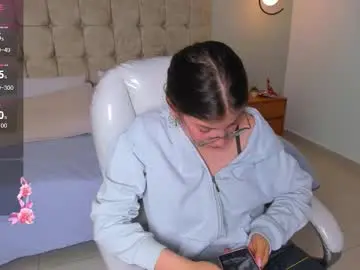 Chaturbate Sex Chat of lilie_petite