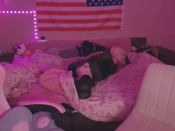 Chaturbate Free Porn Cam of midnight_memories