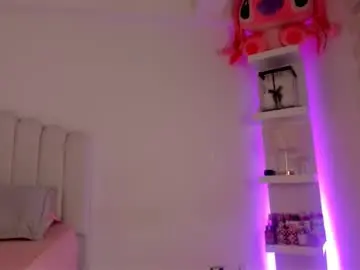 _evaa from chaturbate