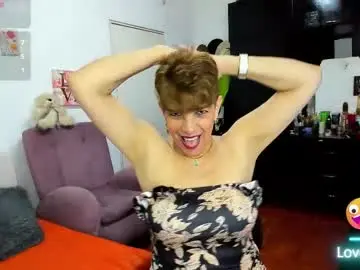 Chaturbate Live Sex Cam of angelina_stone_65