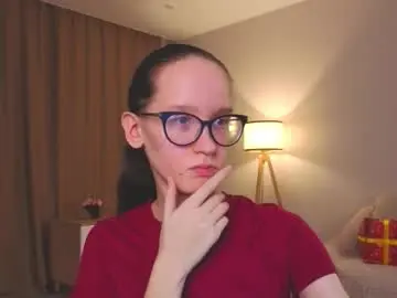 Chaturbate Live Sex Cam of lynettebails