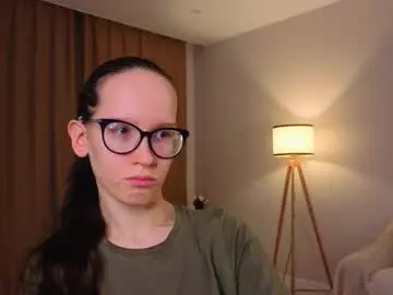 Chaturbate Watch Live Sex Cams of lynettebails