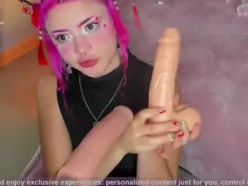 Chaturbate Live Porn of tiny__emmy