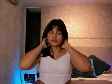 Chaturbate Nude Webcam of zoee_15