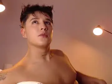 Chaturbate Live Sex Cam of angelcossio