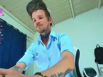 Chaturbate Watch Live Sex Cams of goldy_loyal99