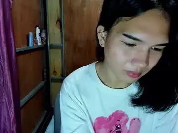 Chaturbate Adult Webcam of iamyourdesire_