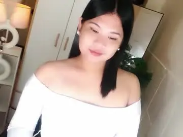 Chaturbate Live Sex Cam of kayleepinay