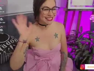 Chaturbate Live Sex Cam of mistica_natural1