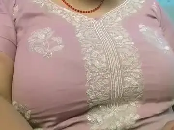 Chaturbate Live Sex Cam of soni88888