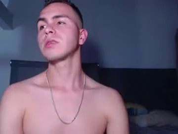 Chaturbate Adult Video Chat of erik_rodriguez