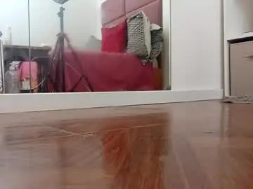 Chaturbate Nude Webcam of julianejae