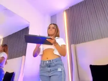 Chaturbate Adult Webcams of melanieroah1