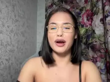 Chaturbate Adult Webcams of mia___lunaa