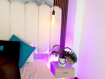 Chaturbate Live Sex Cam of rileyallen01