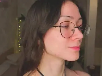 Chaturbate Watch Live Sex Cams of defeded_lovee