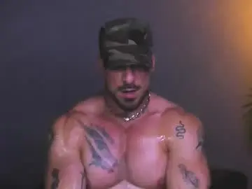 Chaturbate Free Porn Cam of dennis_cox_